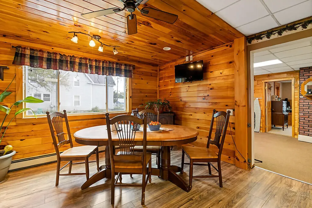 19 Spring Street Clinton ME 04927