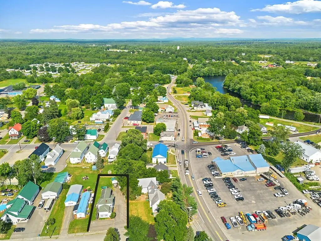 19 Spring Street Clinton ME 04927
