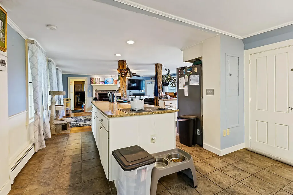 34 Burleigh Road Vassalboro ME 04989