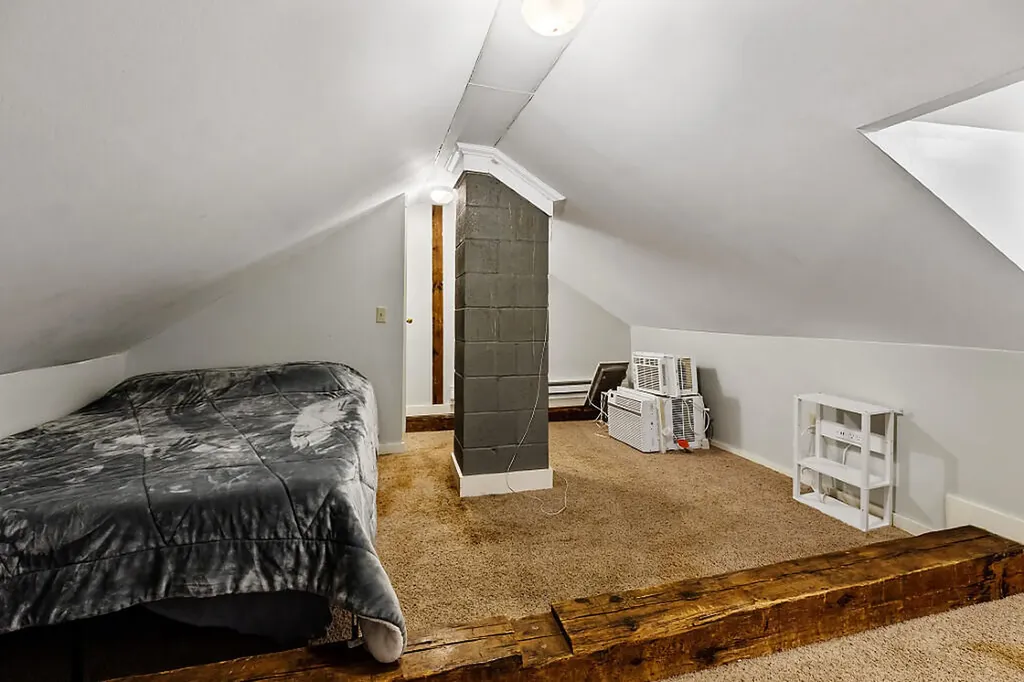 34 Burleigh Road Vassalboro ME 04989