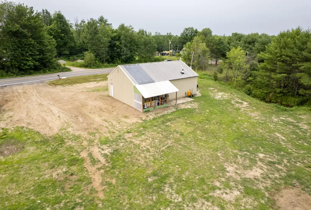 1083 Manchester Road Belgrade ME 04917