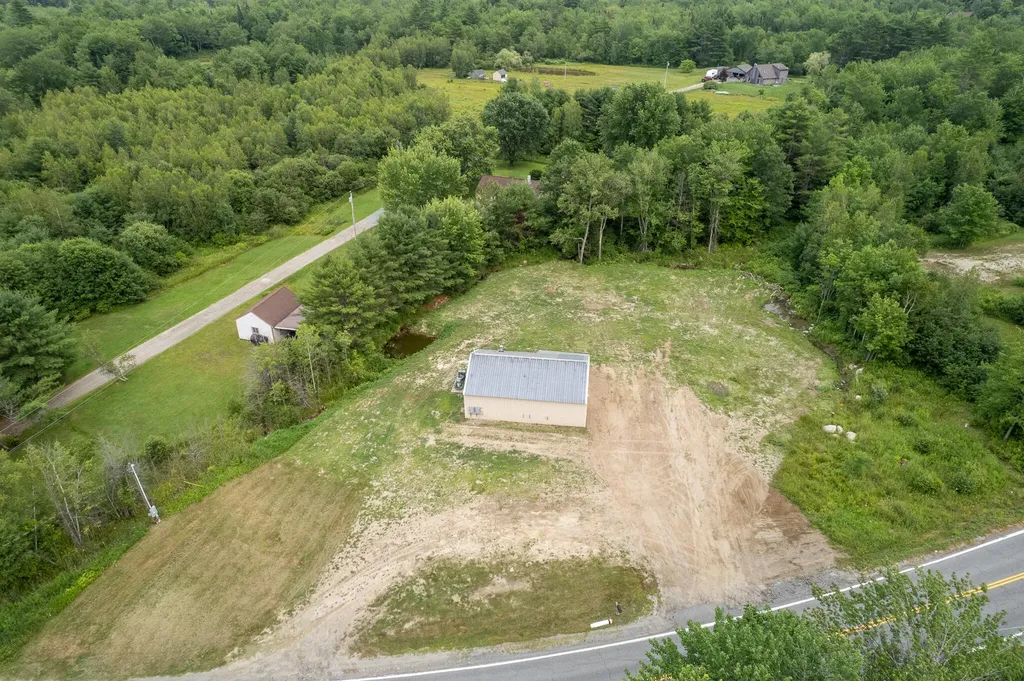 1083 Manchester Road Belgrade ME 04917