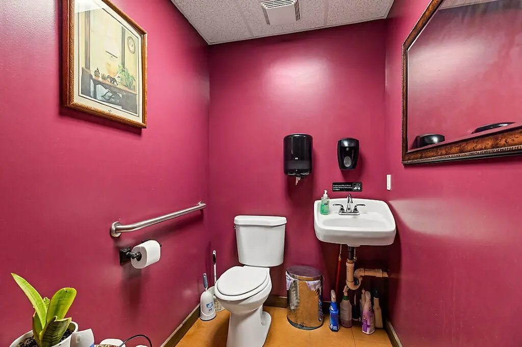 8 Commercial Street Hartland ME 04943