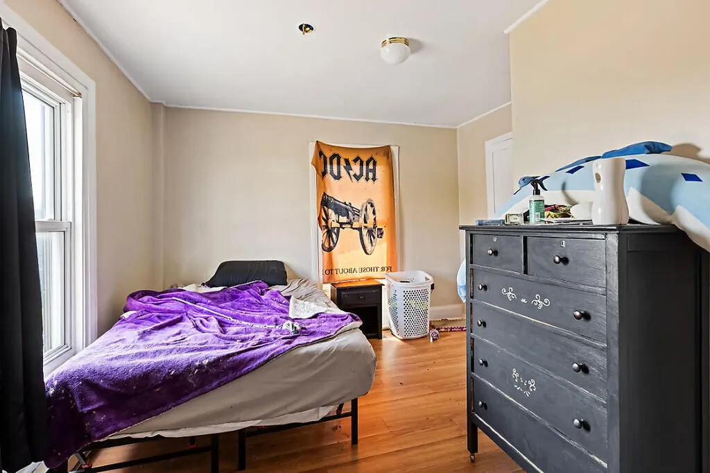 8 Commercial Street Hartland ME 04943