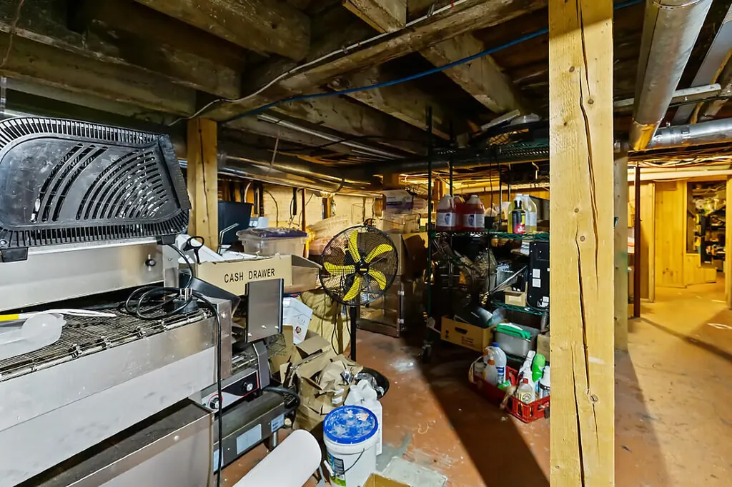 8 Commercial Street Hartland ME 04943