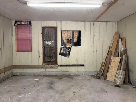 21 7th Street Auburn ME 04210