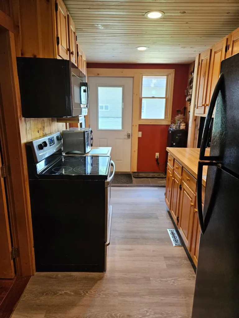 33 Lilly Lane Appleton ME 04862