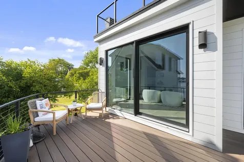31 Water Street Kittery ME 03904