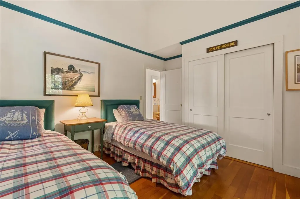 23 Manchester Road Mount Desert ME 04662
