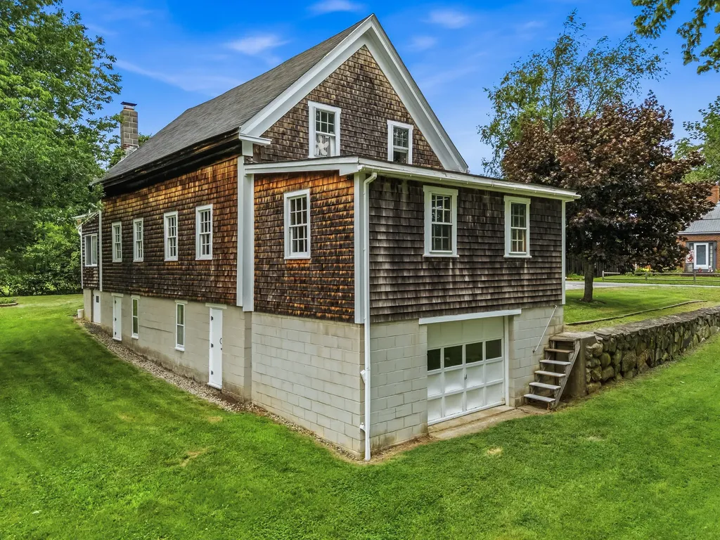 140 Beech Ridge Road York ME 03909
