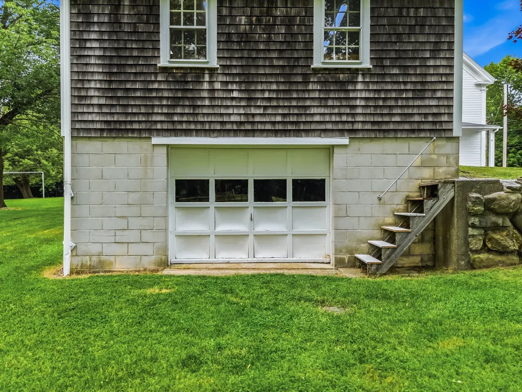 140 Beech Ridge Road York ME 03909