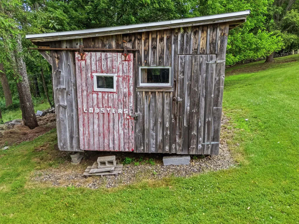 140 Beech Ridge Road York ME 03909