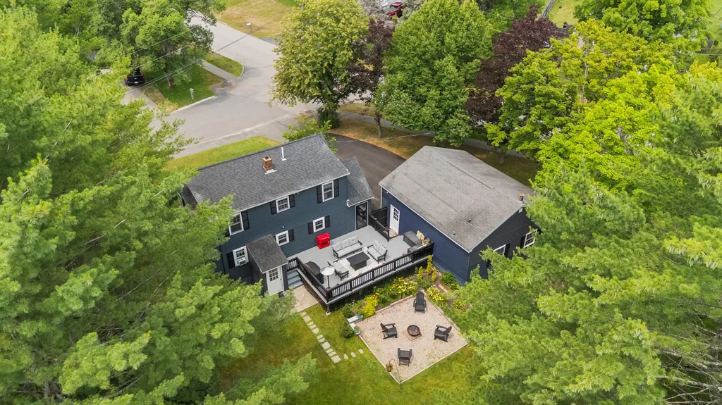 4 Ellen Circle Yarmouth ME 04096