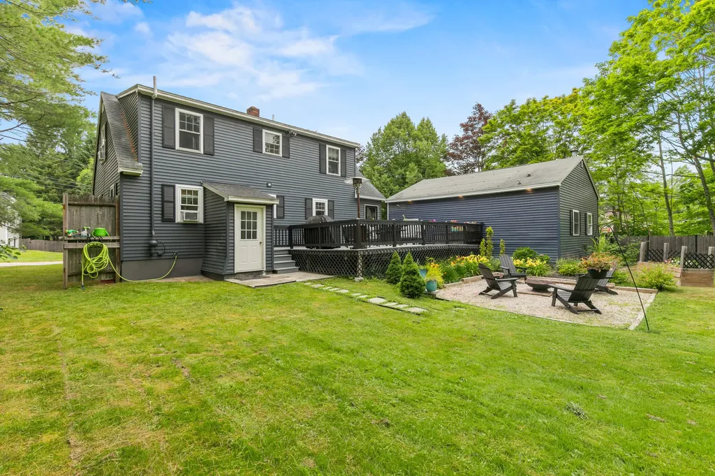 4 Ellen Circle Yarmouth ME 04096