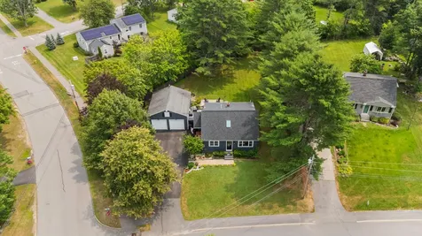 4 Ellen Circle Yarmouth ME 04096