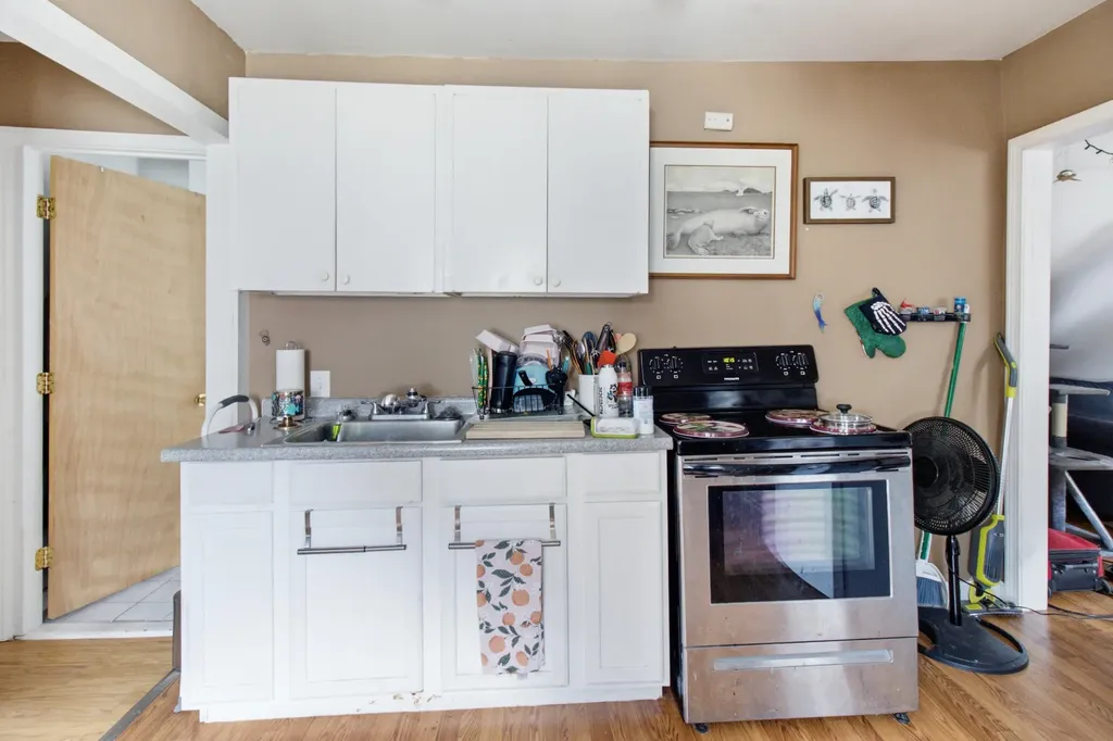 16 Temple Street Auburn ME 04210