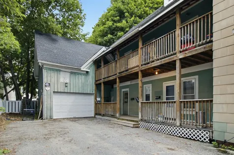 16 Temple Street Auburn ME 04210