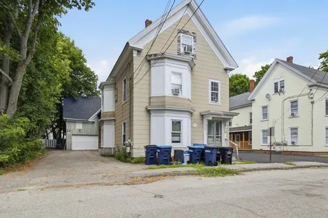 16 Temple Street Auburn ME 04210
