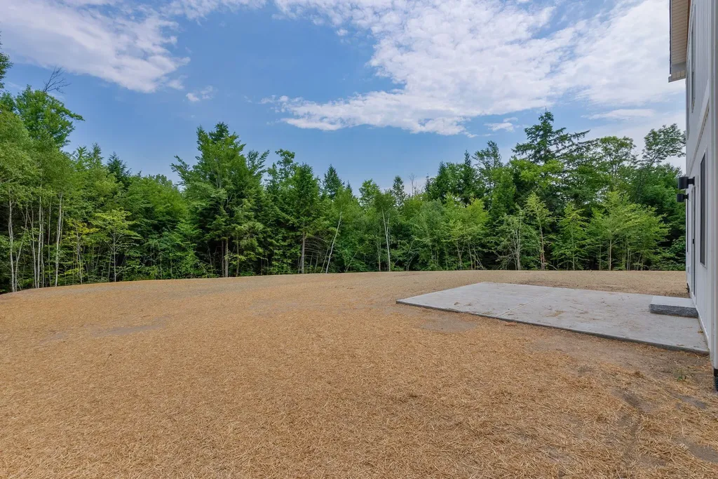 63 Mcgrath Pond Loop Road Belgrade ME 04917
