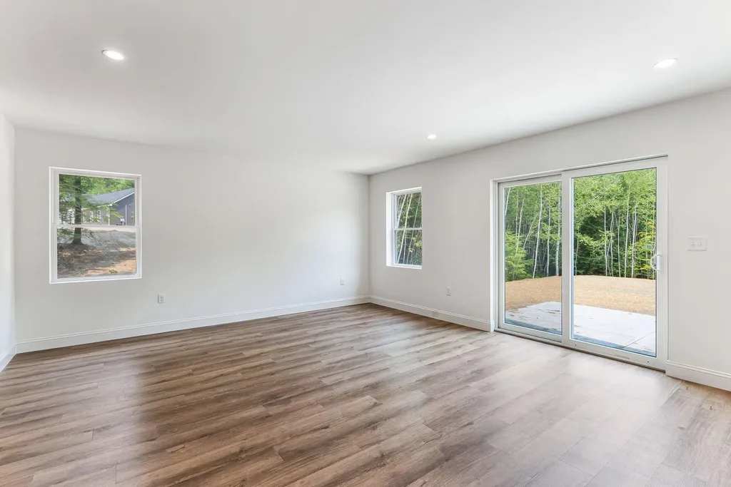 63 Mcgrath Pond Loop Road Belgrade ME 04917