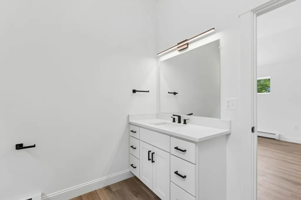 63 Mcgrath Pond Loop Road Belgrade ME 04917