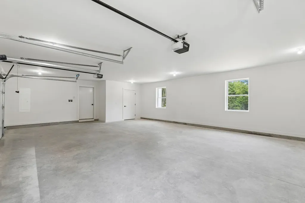 63 Mcgrath Pond Loop Road Belgrade ME 04917