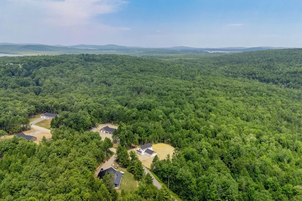 63 Mcgrath Pond Loop Road Belgrade ME 04917