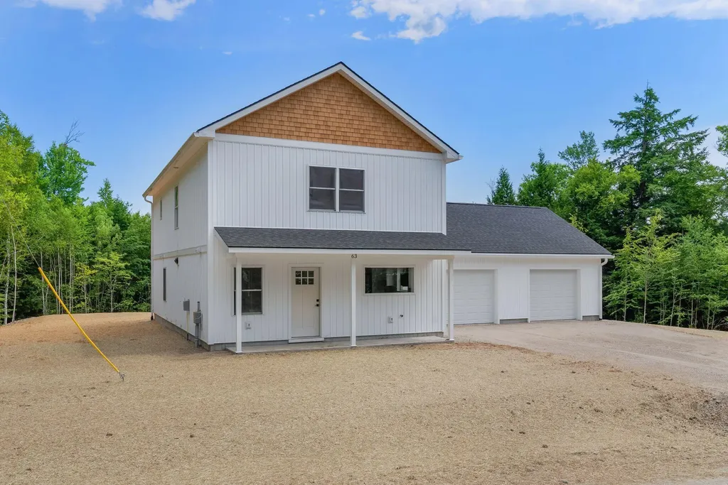 63 Mcgrath Pond Loop Road Belgrade ME 04917