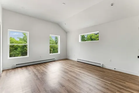 63 Mcgrath Pond Loop Road Belgrade ME 04917