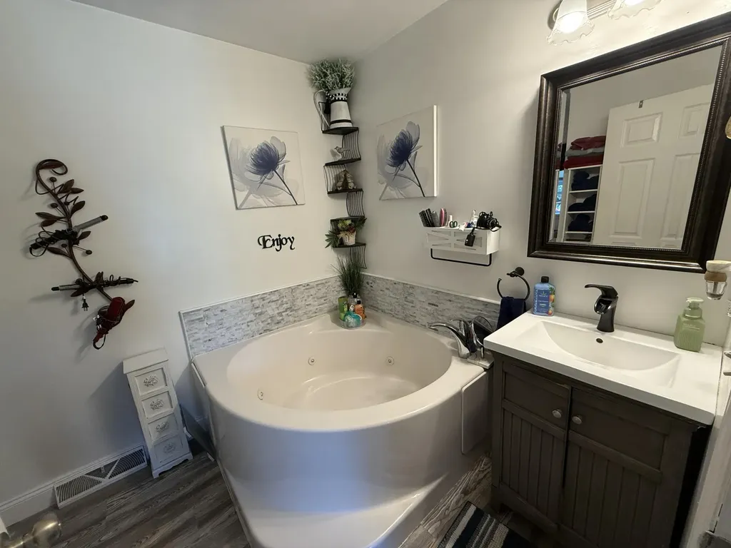 46 Kitty Lane Tremont ME 04612
