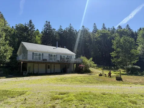 46 Kitty Lane Tremont ME 04612