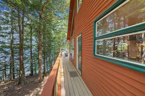 109 Spring Valley Road Raymond ME 04071