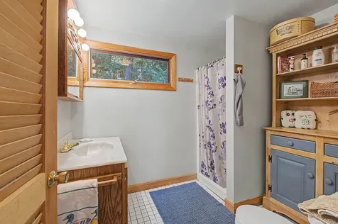 109 Spring Valley Road Raymond ME 04071