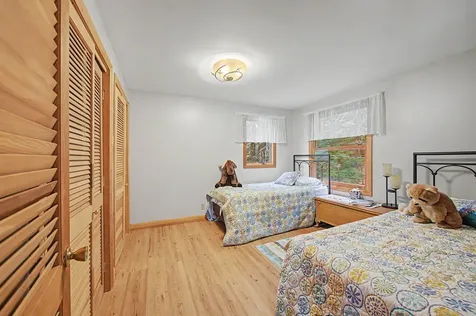 109 Spring Valley Road Raymond ME 04071