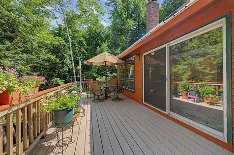 109 Spring Valley Road Raymond ME 04071