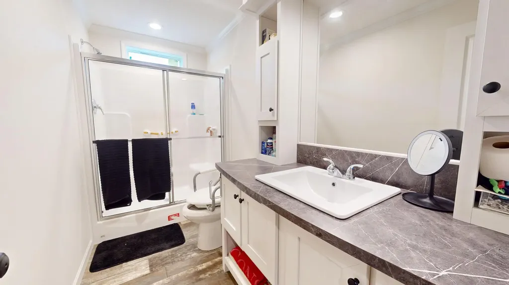 1048 Sabattus Street Lewiston ME 04240