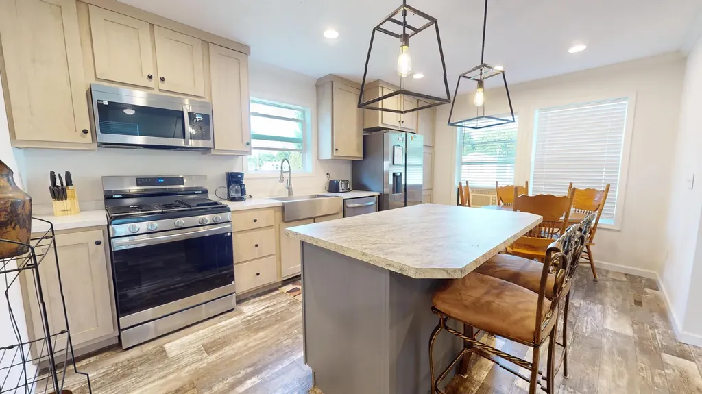 1048 Sabattus Street Lewiston ME 04240