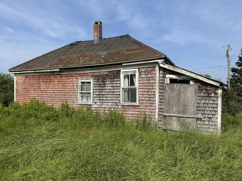 4 Prime Street Eastport ME 04631