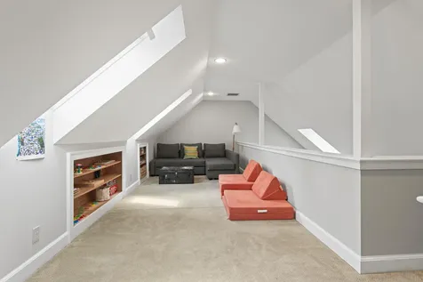 18 Kimberley Circle Brunswick ME 04011
