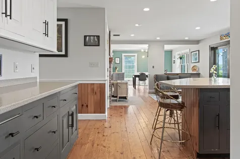 18 Kimberley Circle Brunswick ME 04011