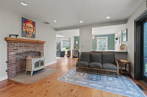 18 Kimberley Circle Brunswick ME 04011