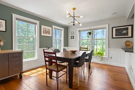 18 Kimberley Circle Brunswick ME 04011