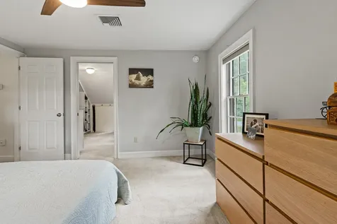 18 Kimberley Circle Brunswick ME 04011