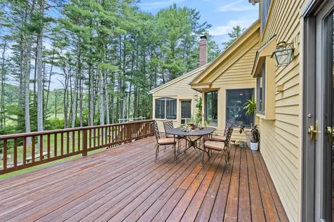 18 Kimberley Circle Brunswick ME 04011