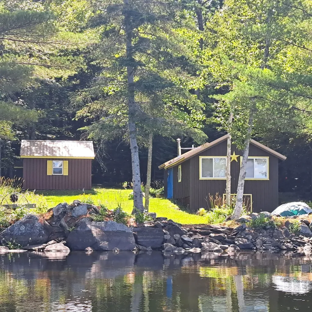 92 Center Pond Road Sangerville ME 04479