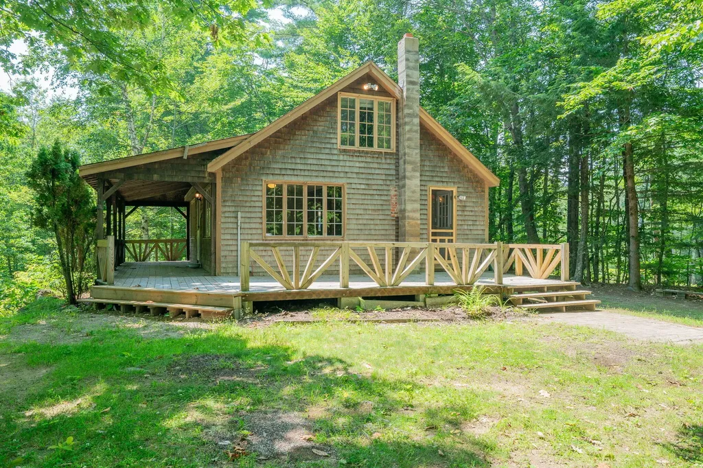 290 Gore Road Naples ME 04055
