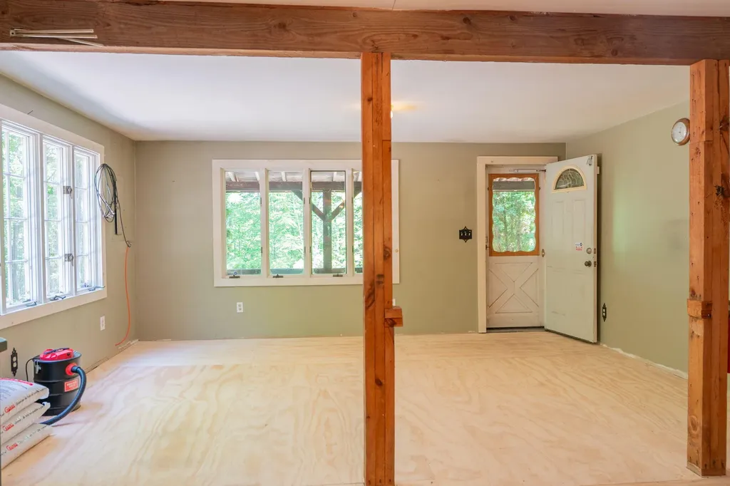 290 Gore Road Naples ME 04055