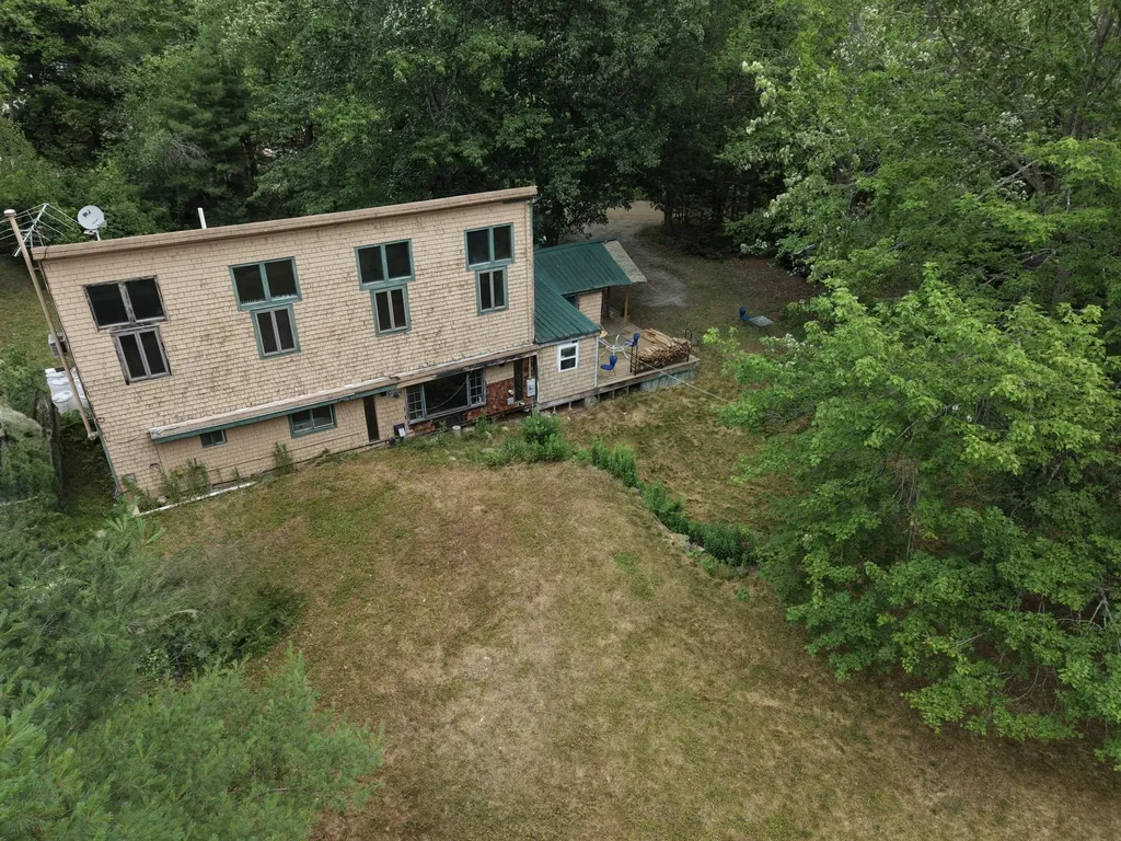 14 Dodge Road Dresden ME 04342