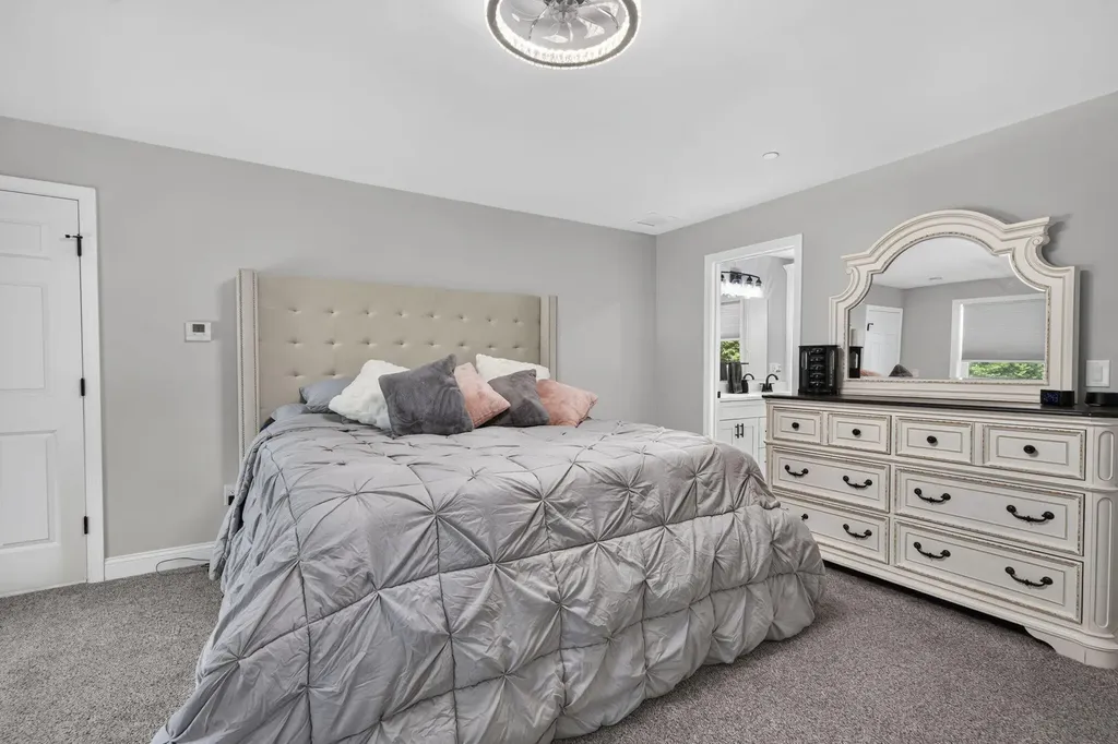 44 Redwood Lane Sanford ME 04073