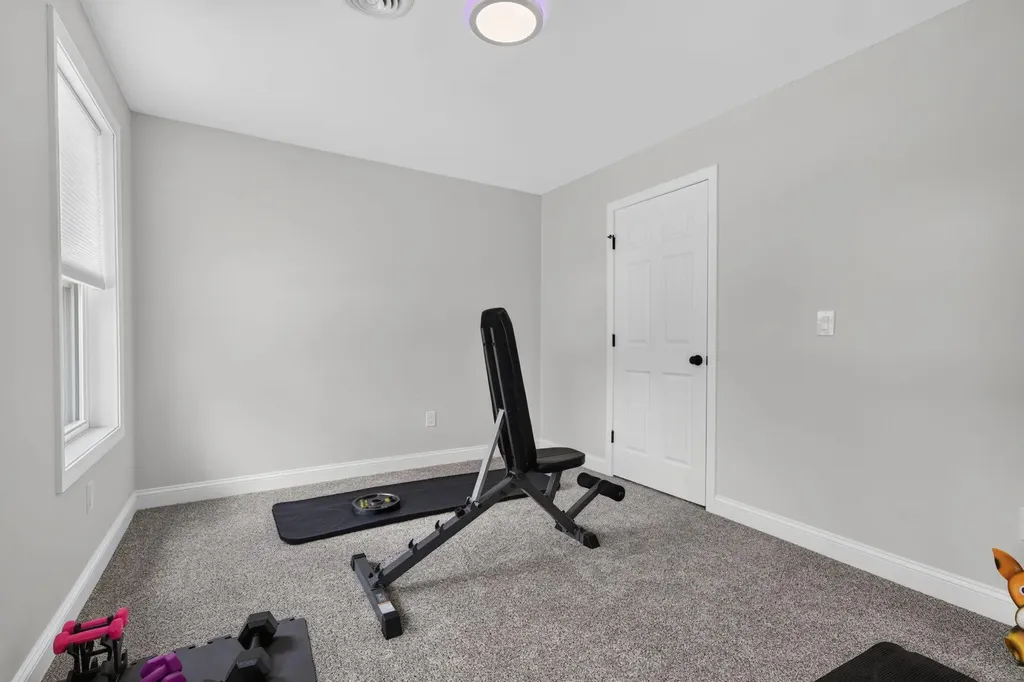 44 Redwood Lane Sanford ME 04073
